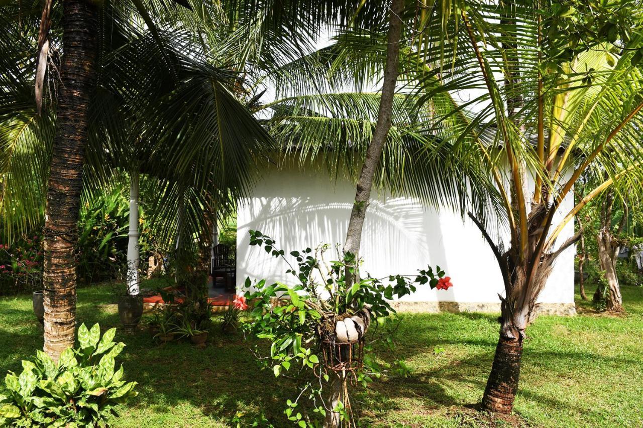 Bay Hill Guest House Tangalle Exterior photo