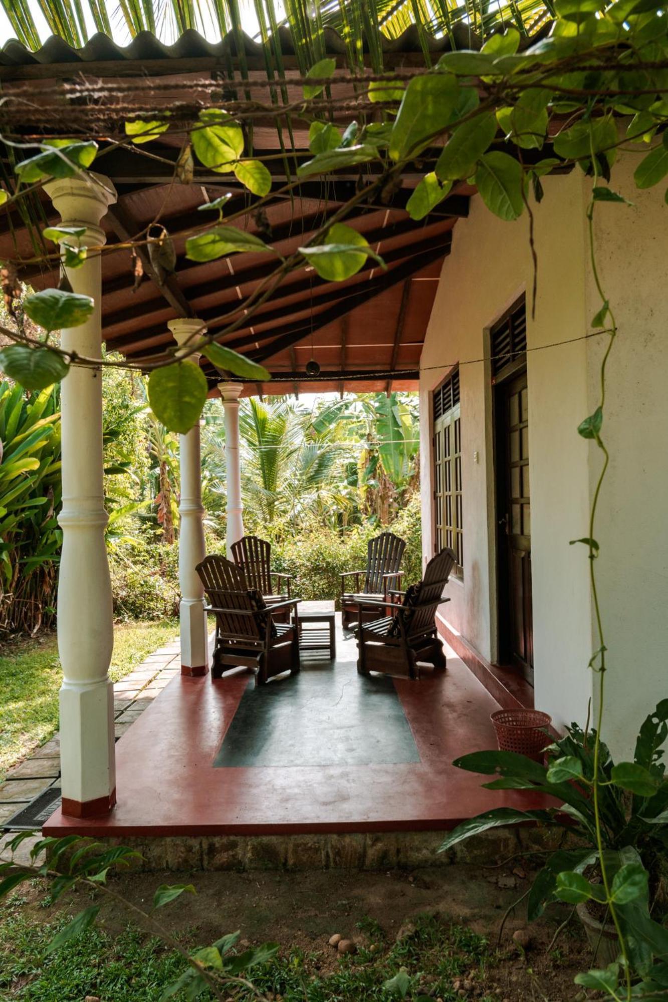 Bay Hill Guest House Tangalle Exterior photo